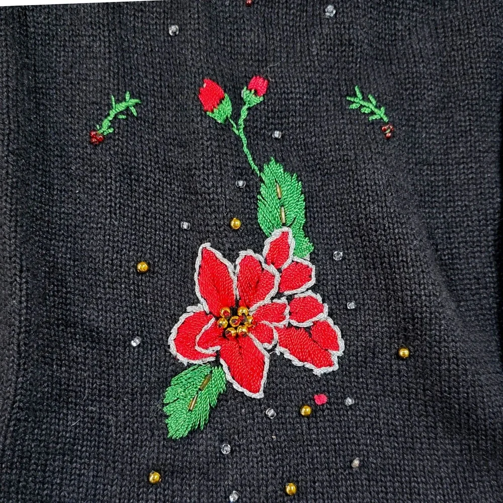 Vintage Reference Point Christmas Poinsettia Beaded Embroidered Cardigan Sweater